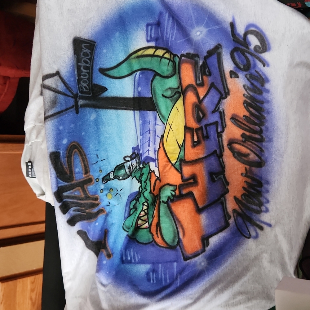 Xxxl Hand painted Gator shirt
